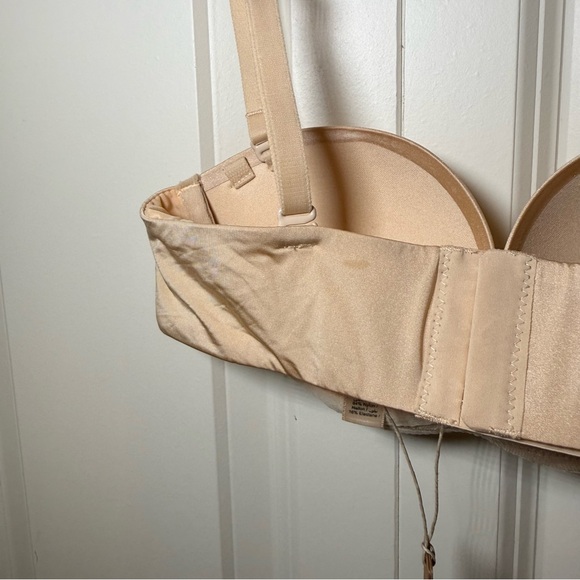 Skims Ultimate Push-up Strapless Bra - Picture 3 of 5